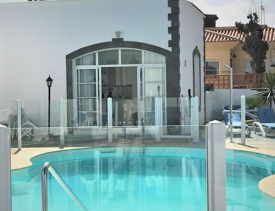 Lovely Villa - Pool Front, Private Roof Terrace, Wifi Fiber Optic Corralejo Exteriör bild